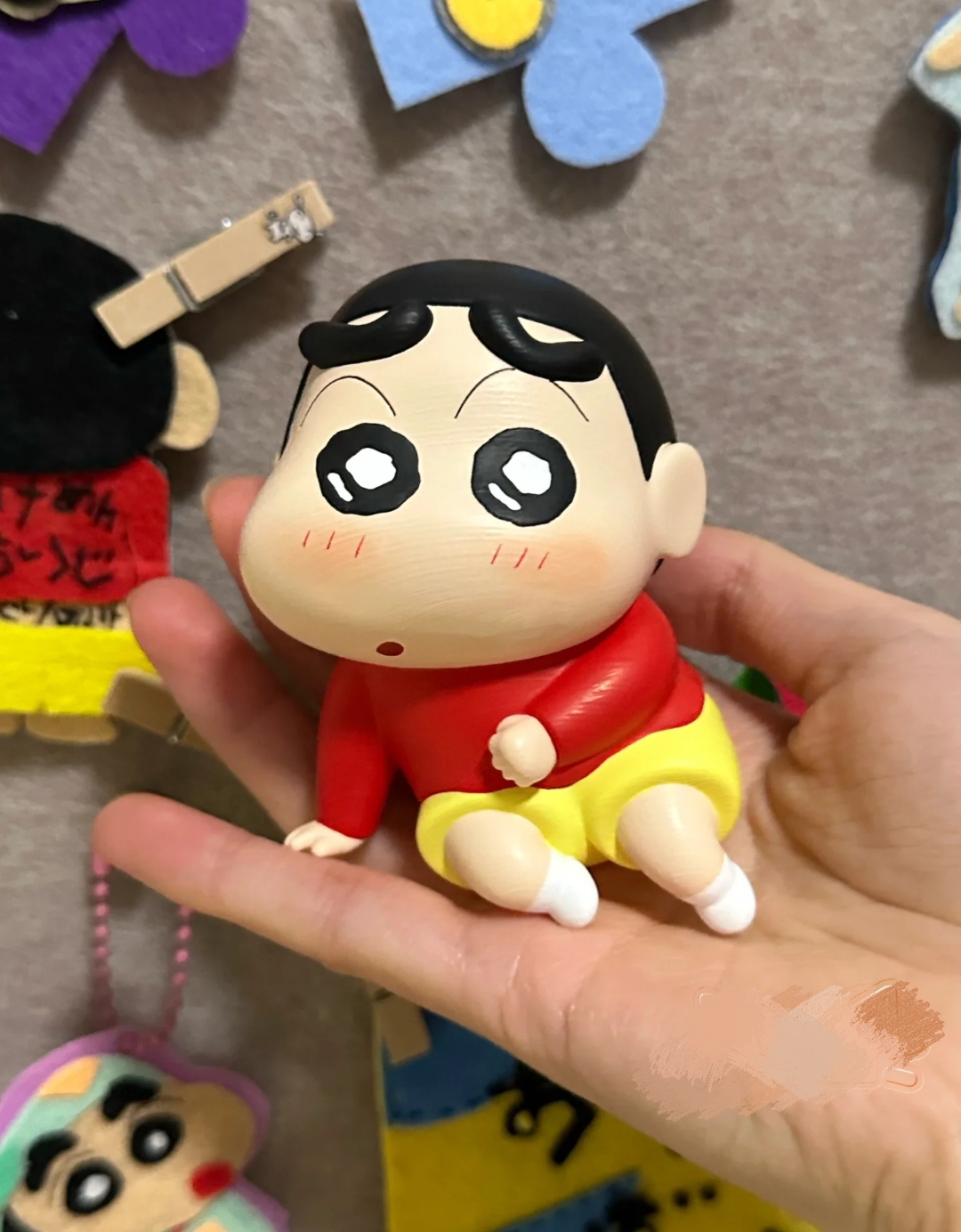 蜡笔小新跌倒小新可爱呆萌盲盒手办潮玩礼物摆件