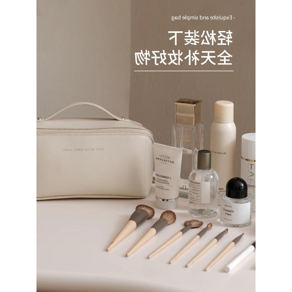 makeup bag.Travel toiletries storage bag cosmetic bag