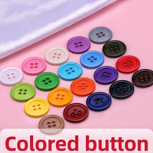 100Pcs 4Holes Mixed garment button Painted decorative arts