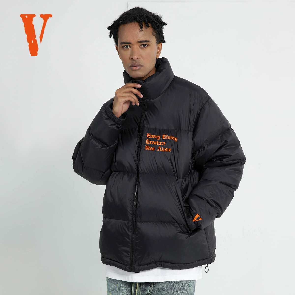VLONE 经典大Logo刺绣羽绒服 冬季 男女同款