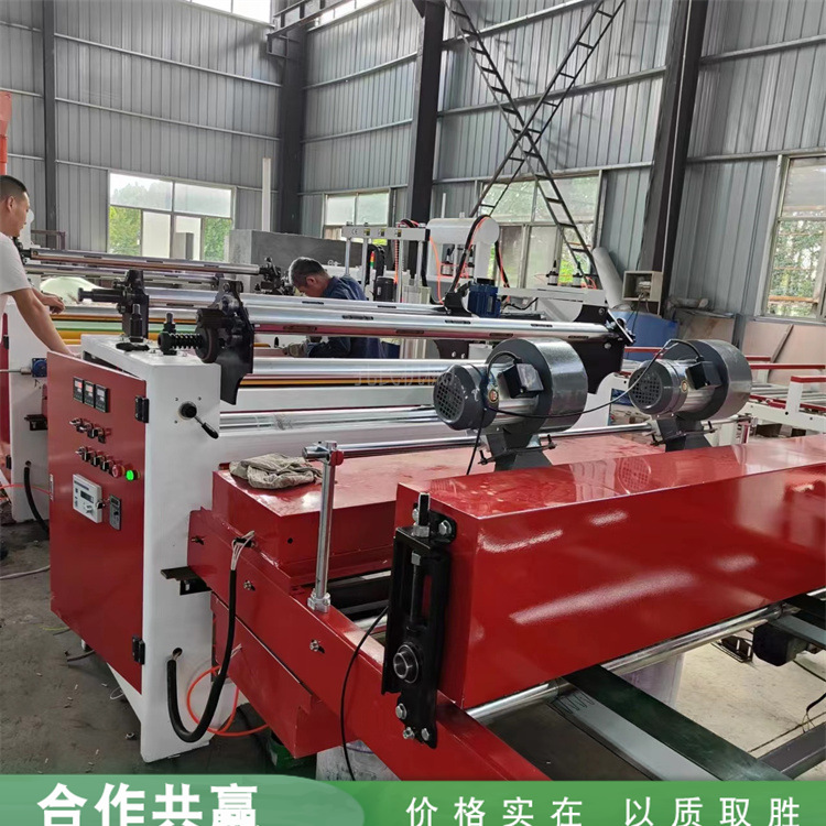 钢板铝板覆膜机源头工厂 竹炭共挤木饰面大板覆膜机 墙板覆膜设备