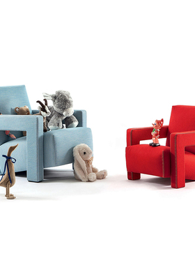 意大利进口正版 Cassina 乌得勒支 637 Utrecht  扶手椅儿童家具