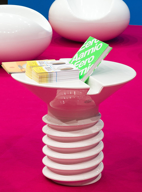 芬兰进口正版 Eero Aarnio Originals 螺丝边几 Screw 茶几