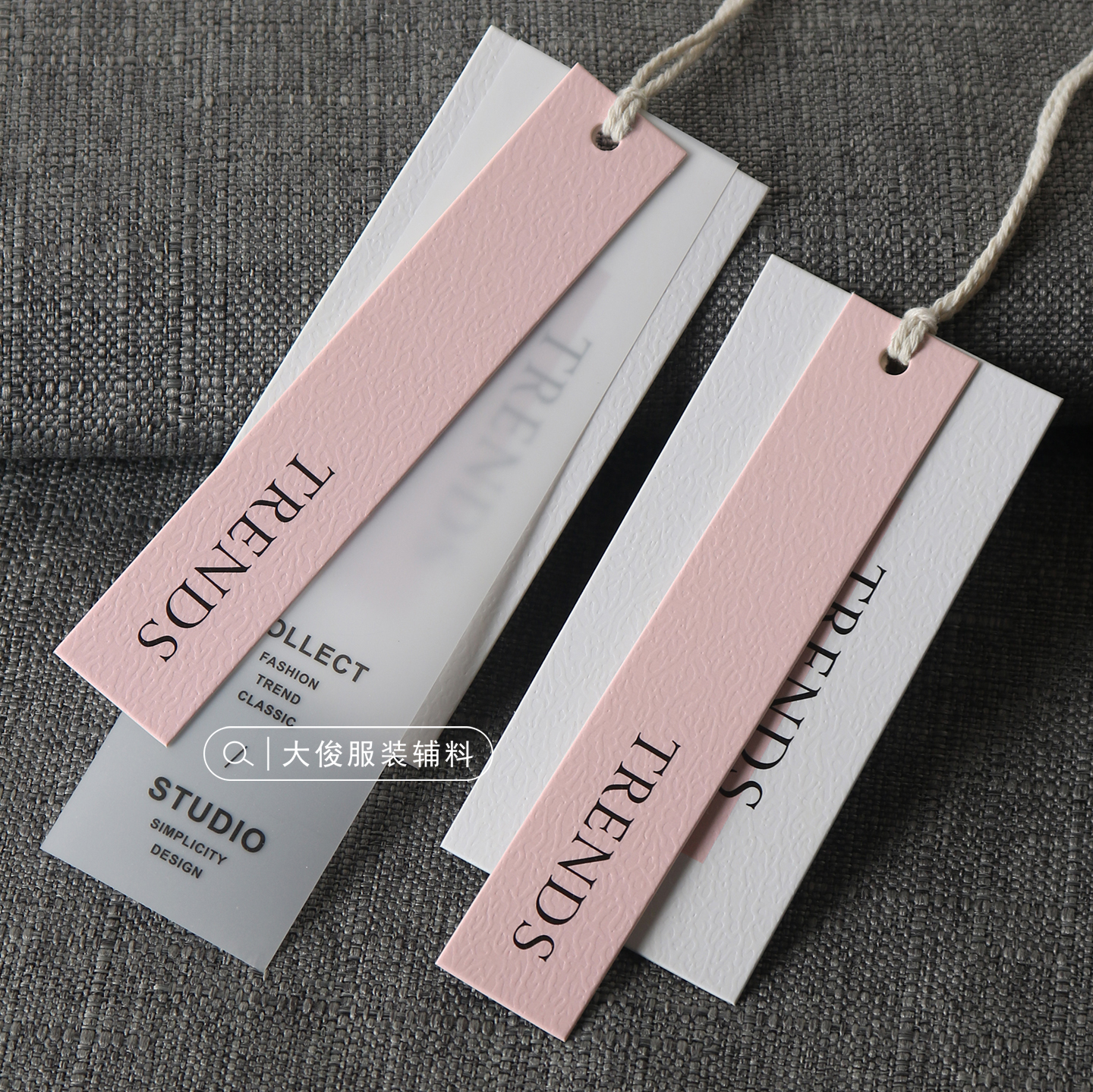 订做标签简约挂牌服装店女装吊卡