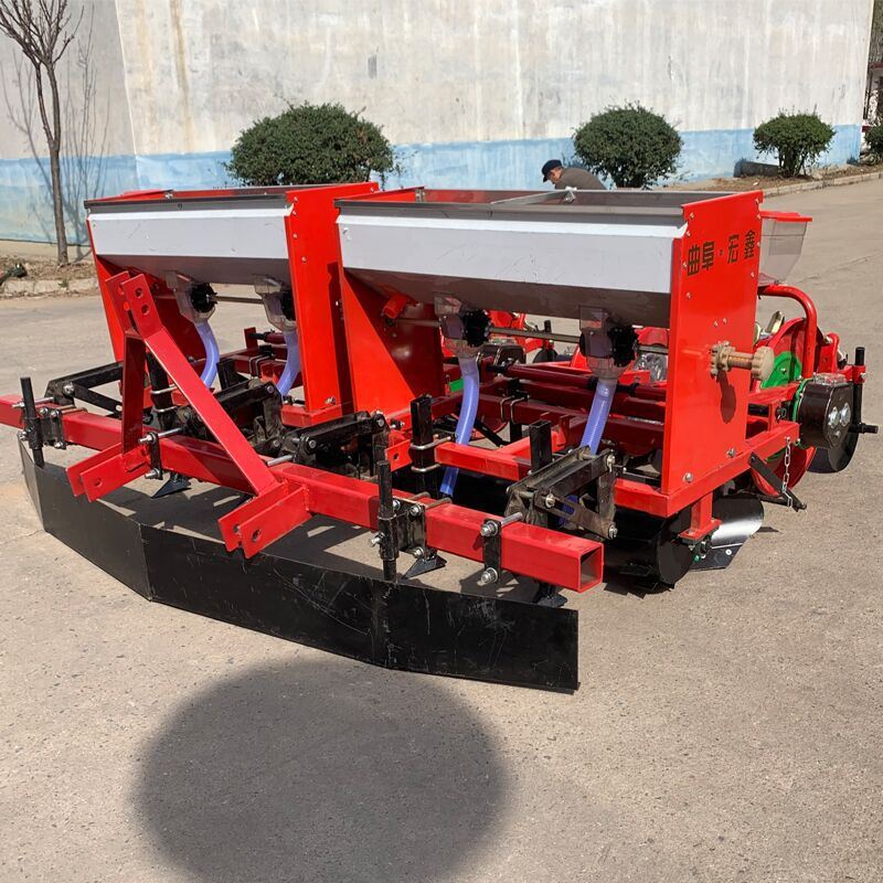 花生起垄播种覆膜机新款膜上黄豆播种机一垄两行油葵播种覆膜机