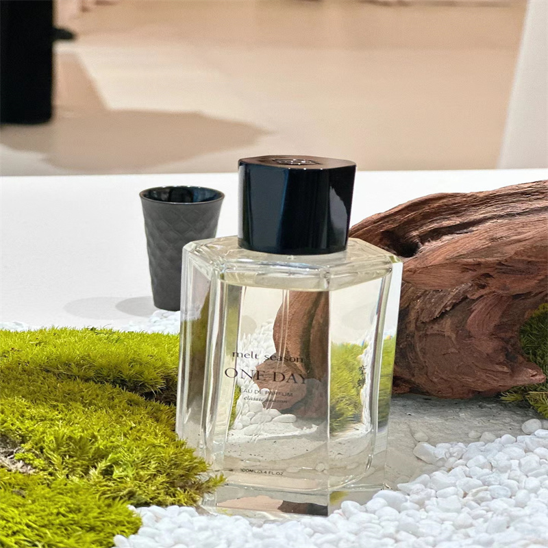 meltseason敕勒吉巴罗塞壬香水