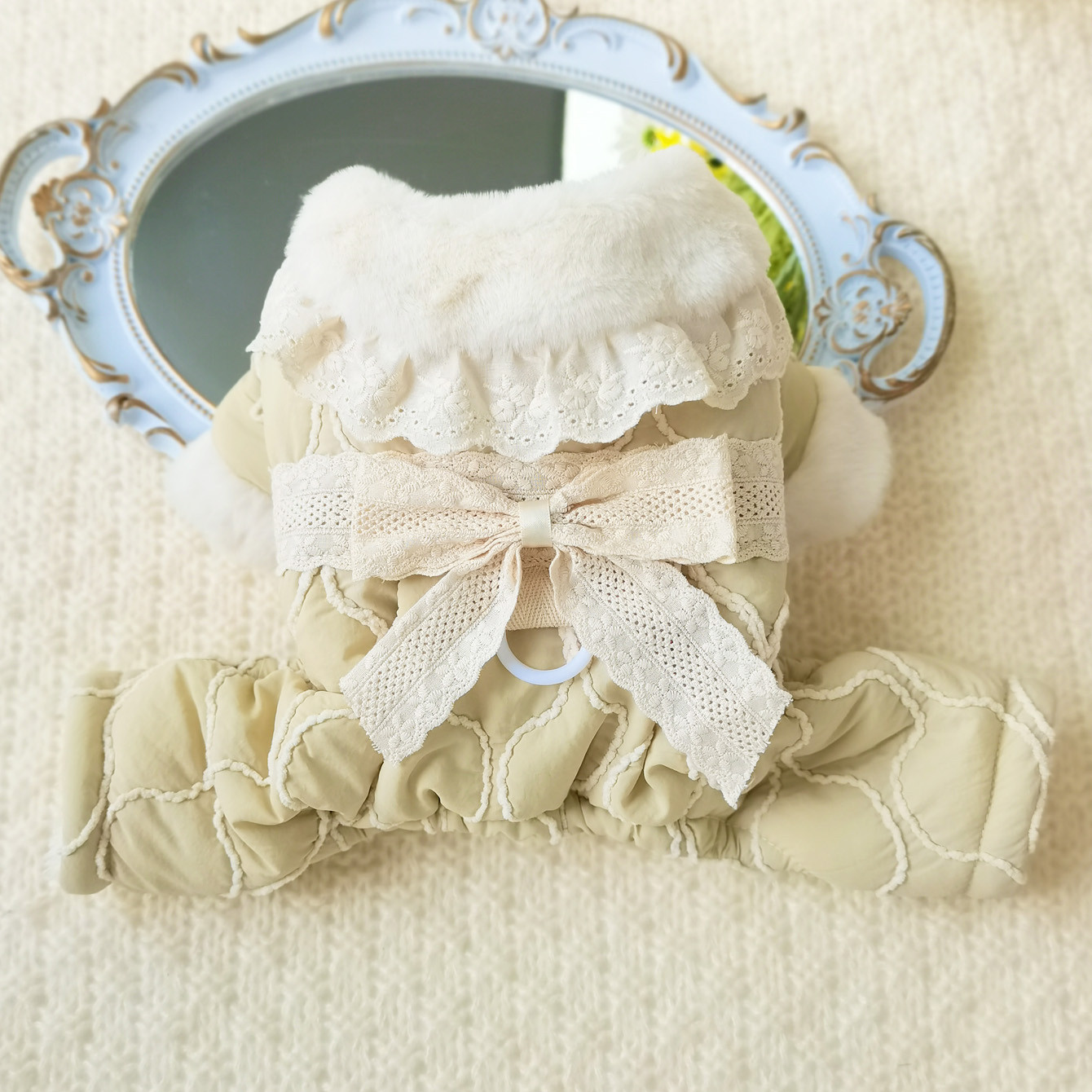宠物衣服冬季棉服蕾丝大蝴蝶结四腿加绒可爱防风狗狗可牵引泰迪