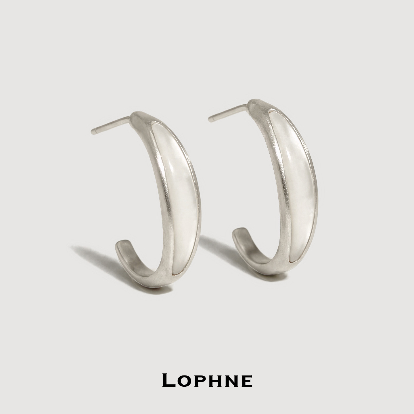 LOPHNE 法式C型白贝母耳钉 纯银手工日常通勤百搭气质复古高级感