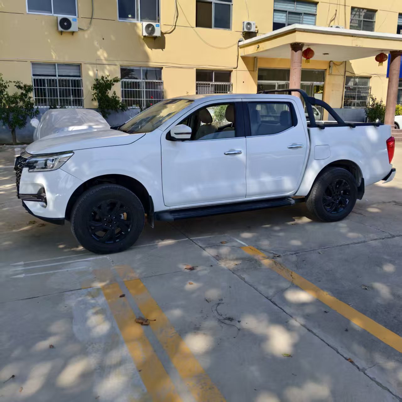 柴油四驱5座皮卡工地通勤出口