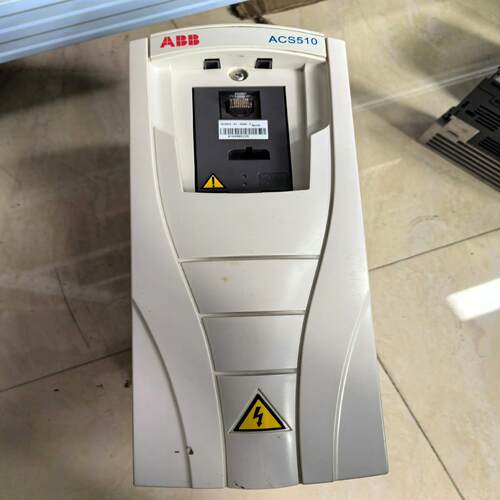 变频器ACS510-01-05A6-4  2.2KW