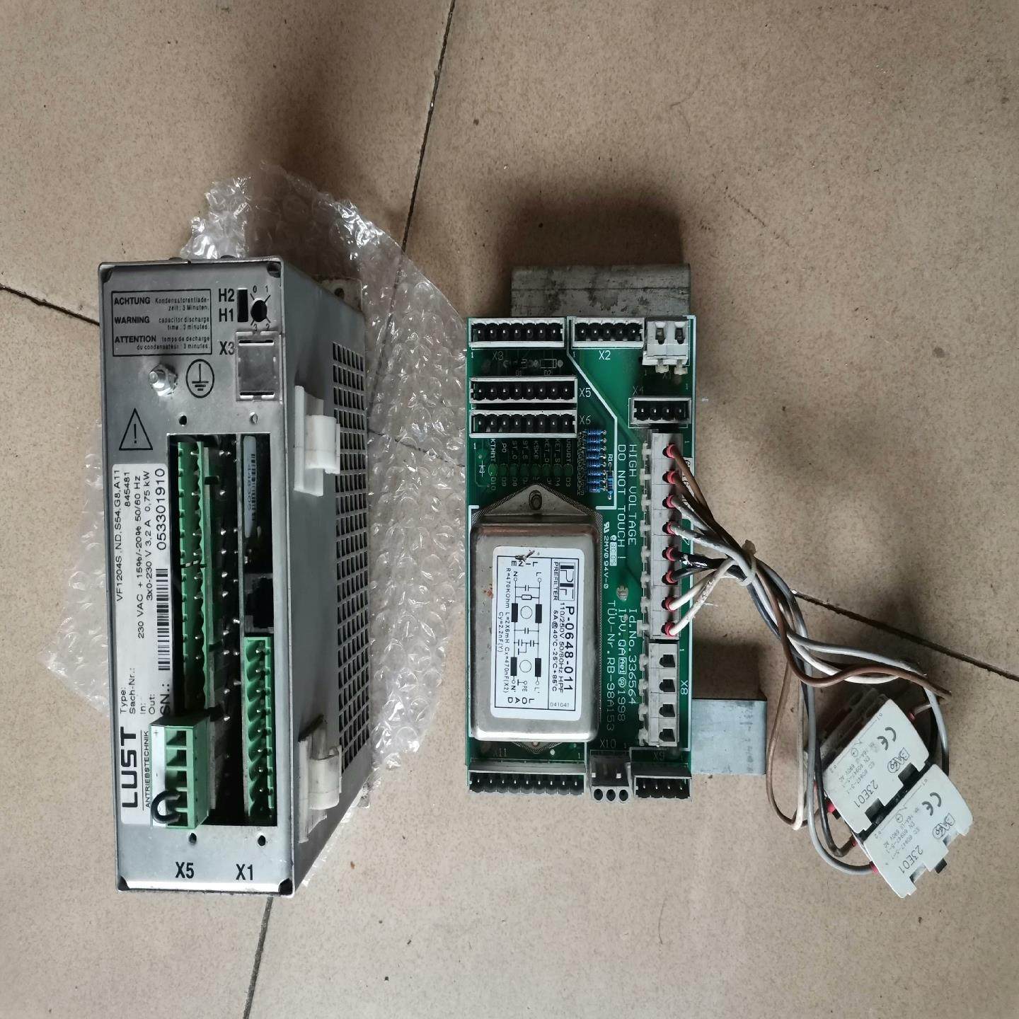 迅达电梯V30门机变频器ID.NO.336564，VF120