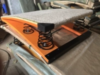 Четыре детского весеннего замка бежевый ковер