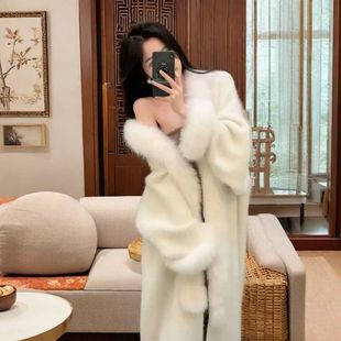 国风2024秋冬新款慵懒风贵妇军阀太太毛毛绒甜美修身长款大衣外套