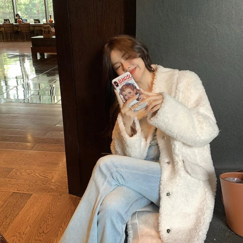 馨菲冬上新减龄娃娃领中长款羊羔毛羊毛外套(含100羊毛)B2001