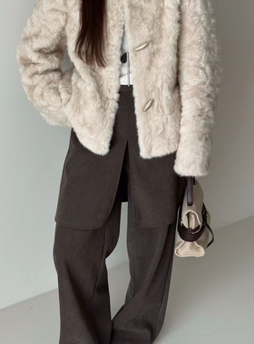 馨菲家法式复古轻奢精致毛毛保暖短外套9.NIAN-N88897