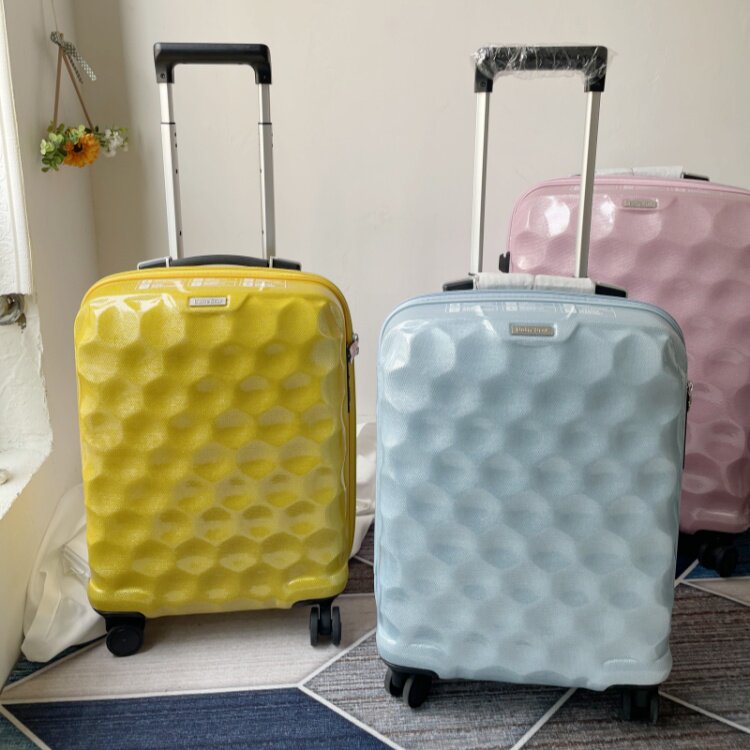 出口日本轻1.9公斤碳纤维拉杆箱20寸登机箱防摔旅行箱日乃本静轮