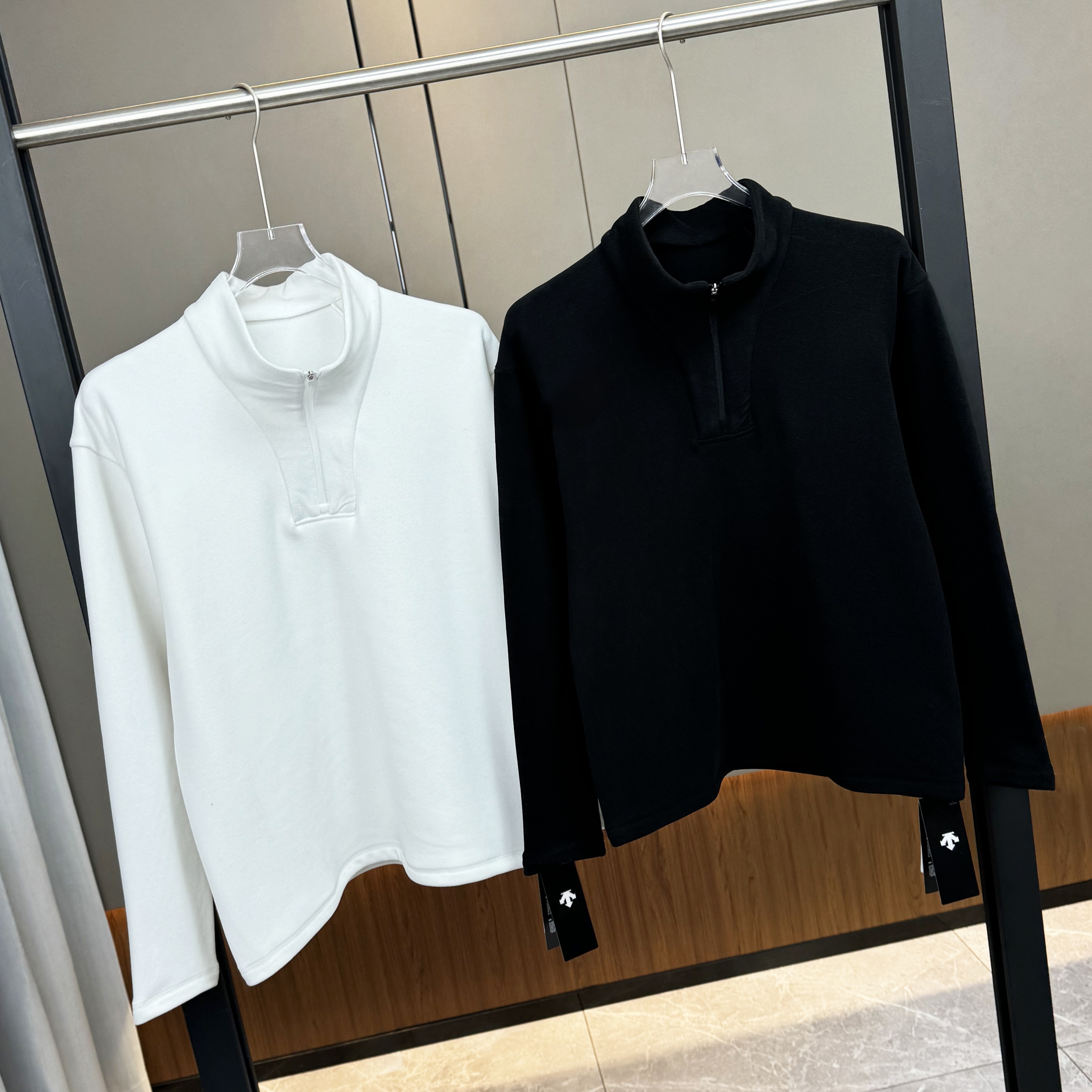 小迪帶刺绣标男士休闲抓绒保暖半拉链卫衣