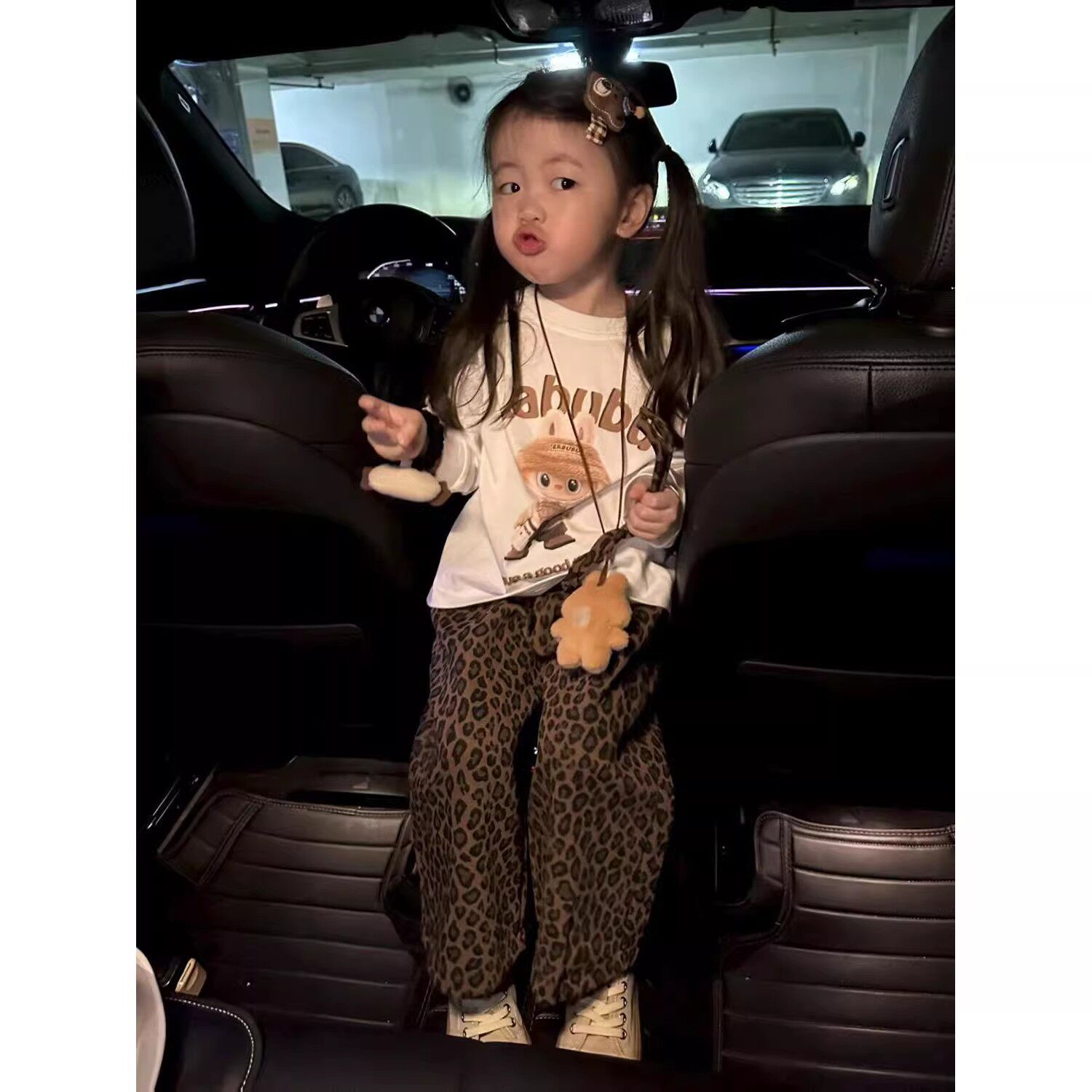 韩版女童2026春季新款白色可爱拉布布长袖T恤女孩时尚豹纹阔腿裤