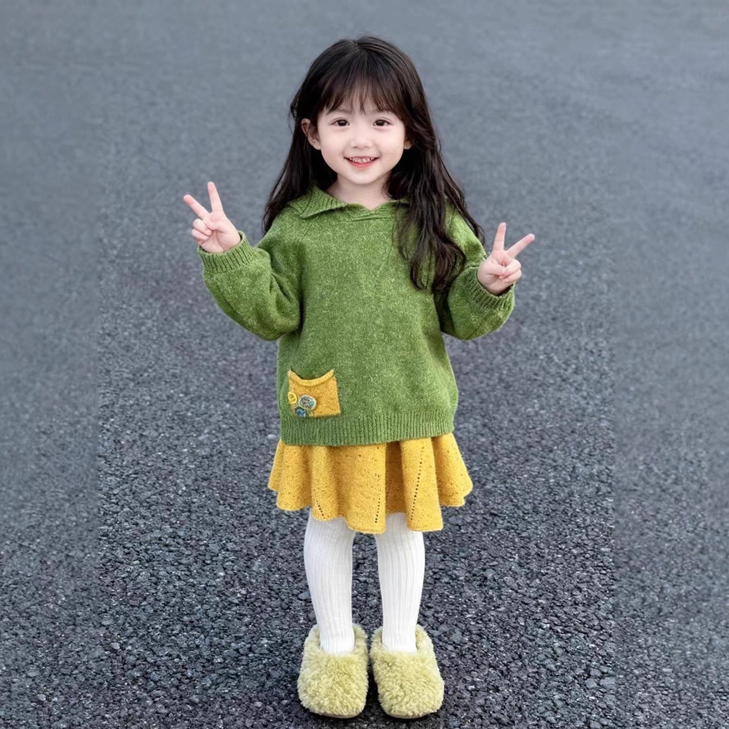 韩版女童秋冬绿色连帽加厚毛衣