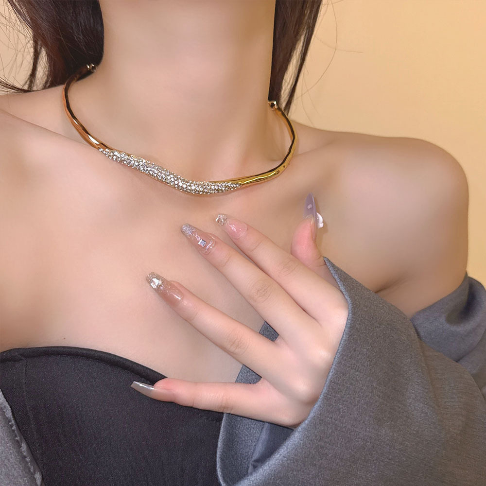 欧美风金属熔岩闪钻choker项链