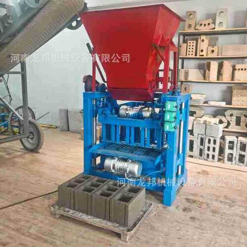 龙邦三孔空心砌块成型机免烧打砖机设备源头工厂直售制砖机