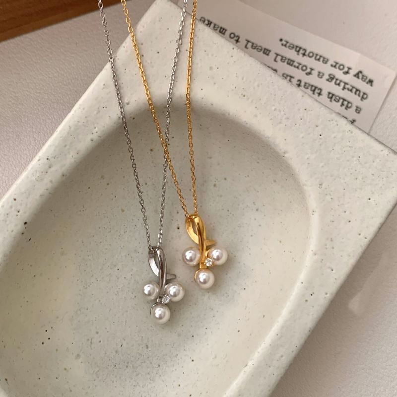 S925纯银小葡萄珍珠项链女款轻奢高级感小众设计锁骨链小红书爆款