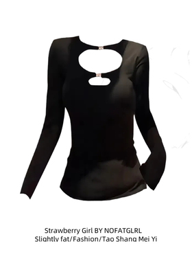 微胖mm打漫步者设计感长袖打底衫女t恤短款气质内搭黑色镂空上衣