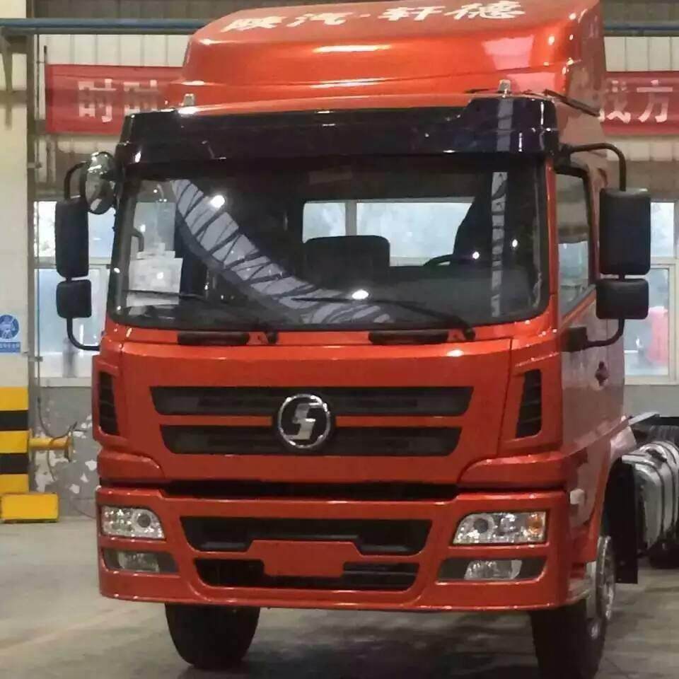 联合重卡驾驶室总成方向盘车门锁车门总成保险杠大灯价格图片