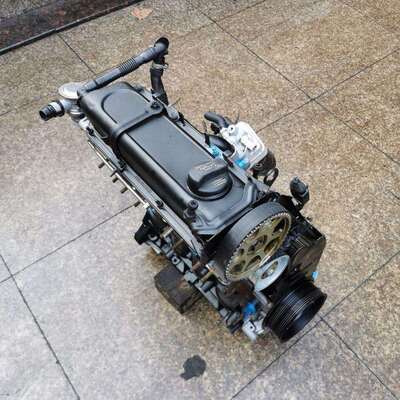 帕萨特领驭B52.0发动机总成变速箱