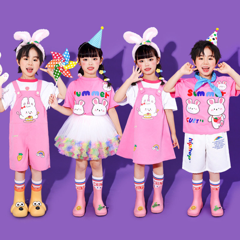 六一儿童啦啦队演出服幼儿园粉色动物背带裤服装毕业班服套装