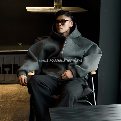 落肩阔版防风卫衣帽衫