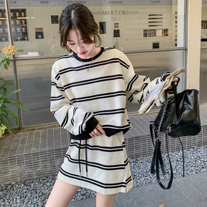 韩版条纹拼接卫衣套装女2025春秋季新款高腰短裙休闲运动风两件套图片