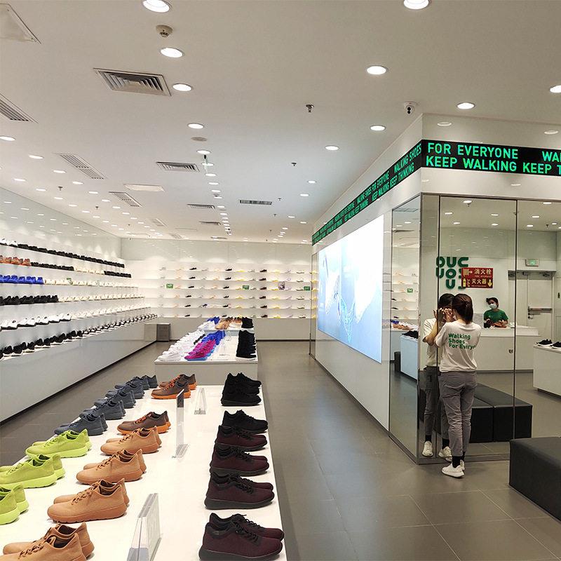 新款直销品牌鞋店展示柜运动鞋陈列柜网鞋板鞋落地实木柜子专卖店