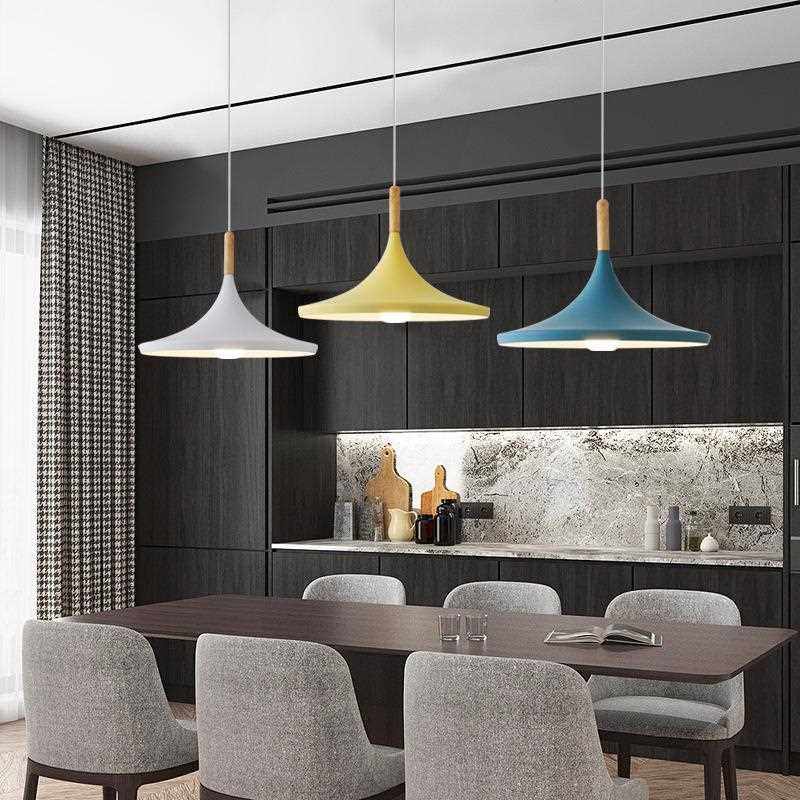 新款直销现代简约北欧复古工业风灯具三头创意时尚餐厅吊灯酒吧台