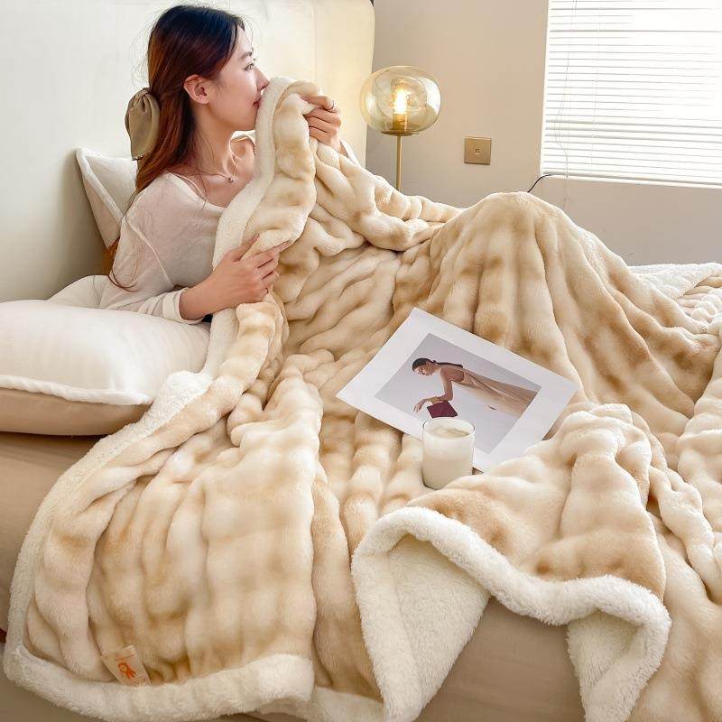 新款直销毛毯沙发盖毯大泡泡羊羔绒双层加厚珊瑚绒办公室午休空调