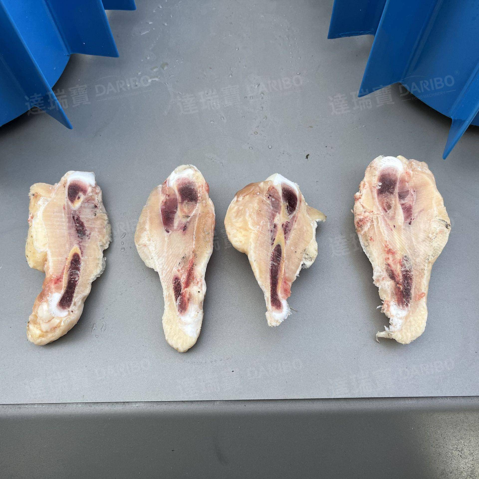 W鸡翅鸡腿切半机鸡肉禽肉分条机切条机切块 猪肘猪蹄切半机输送式