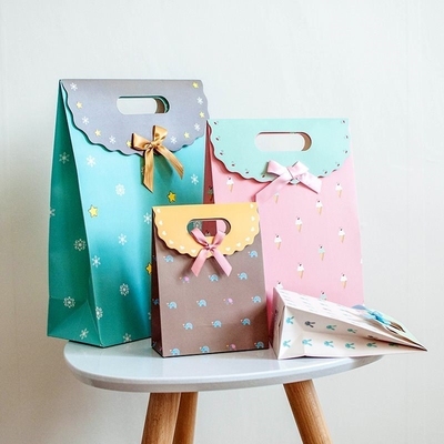 Bow-tie gift bag portable paper box birthday gift bag