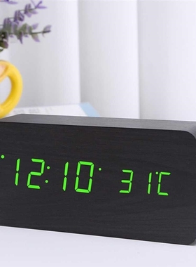 Horloge numérique en bois pour chambre à couch