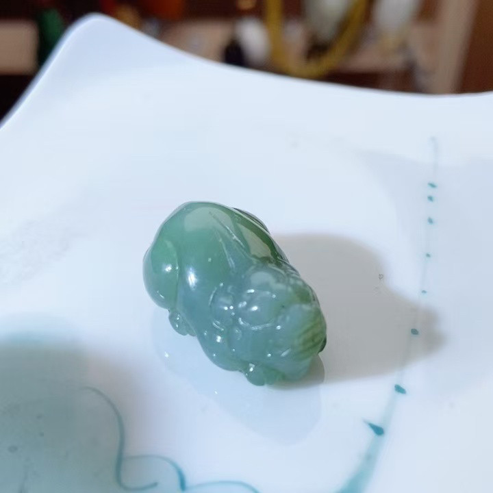 檀言蜜语纯天然和田玉碧玉俄料俄罗斯粉青貔貅吊坠挂坠项链坠372