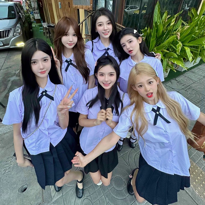 速发泰式出国校服学院风jk合服高中学生制唱演泰毕业班服套装