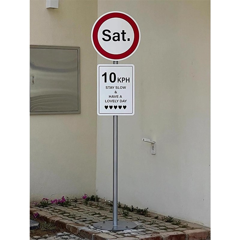 速发韩烤指路牌打卡路牌 式漆金属落地简牌立约移动广告牌