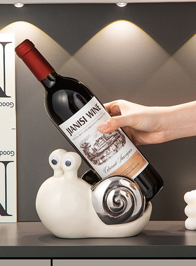 速发玄关餐边电视柜酒柜2024红酒架摆件创饰高档客厅家意装居品