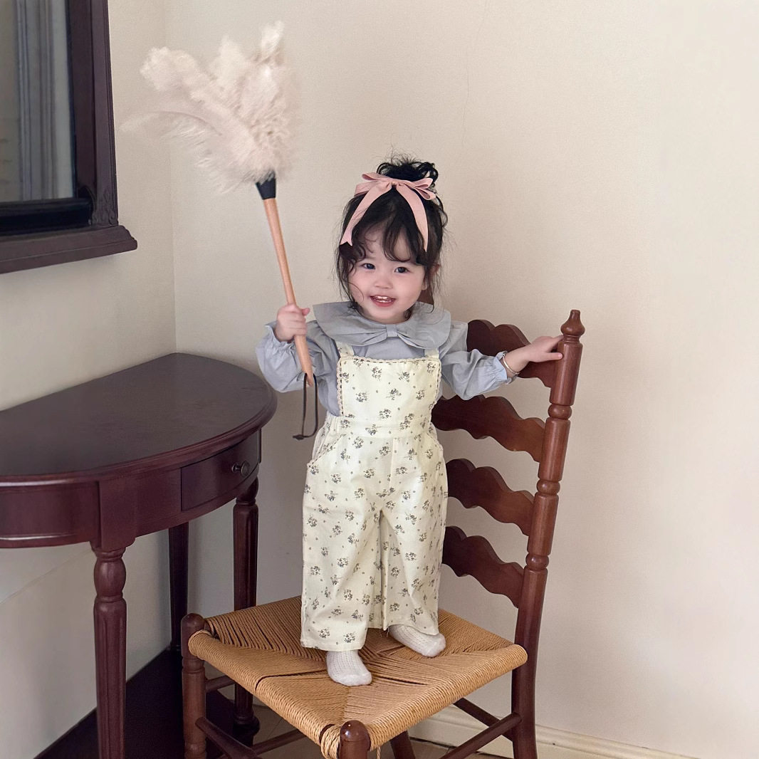 Cutemily春夏女婴童棉质背带裤 女宝斜纹蓝色碎花阔腿吊带长裤裤
