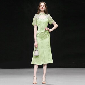 2026夏季新款时尚新中式气质蕾丝镂空领收腰中长款荷叶边连衣裙女