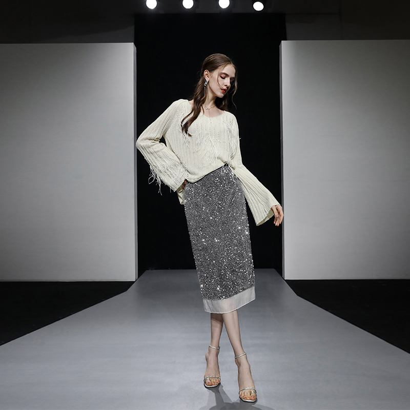 时髦百搭宽松喇叭袖鸵