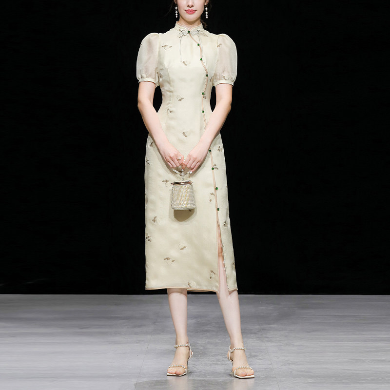 夏季女装2026新款气质杏色灯笼袖修身收腰旗袍连衣裙纱裙长裙