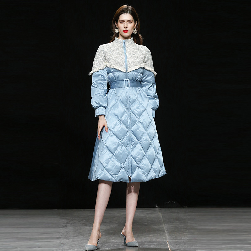 2025年冬季新款法式赫本风收腰大摆花呢拼接90白鸭绒中长羽绒服