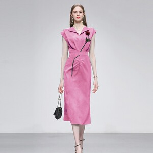 2026夏季新款气质V领正肩收腰显瘦玫红长裙百搭通勤连衣裙女