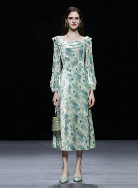 2025春季新款时尚优雅气质名媛范晕染印花绿色丝绒鱼尾连衣裙