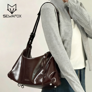 HOBO单肩斜挎大容量职场通勤时尚休闲托特包可调节极简腋下包女包